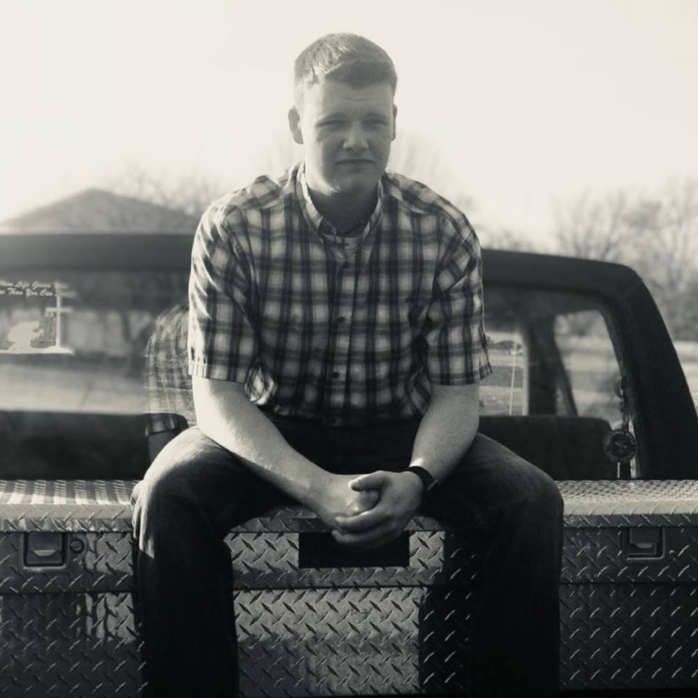 Meet your Posher, Ely